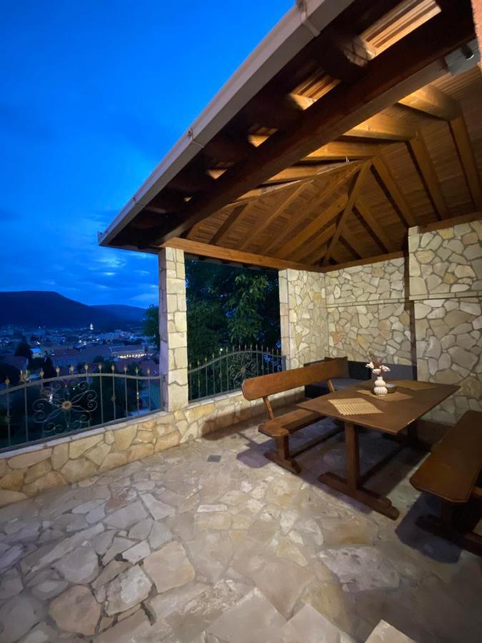 Сasa de vacaciones View House