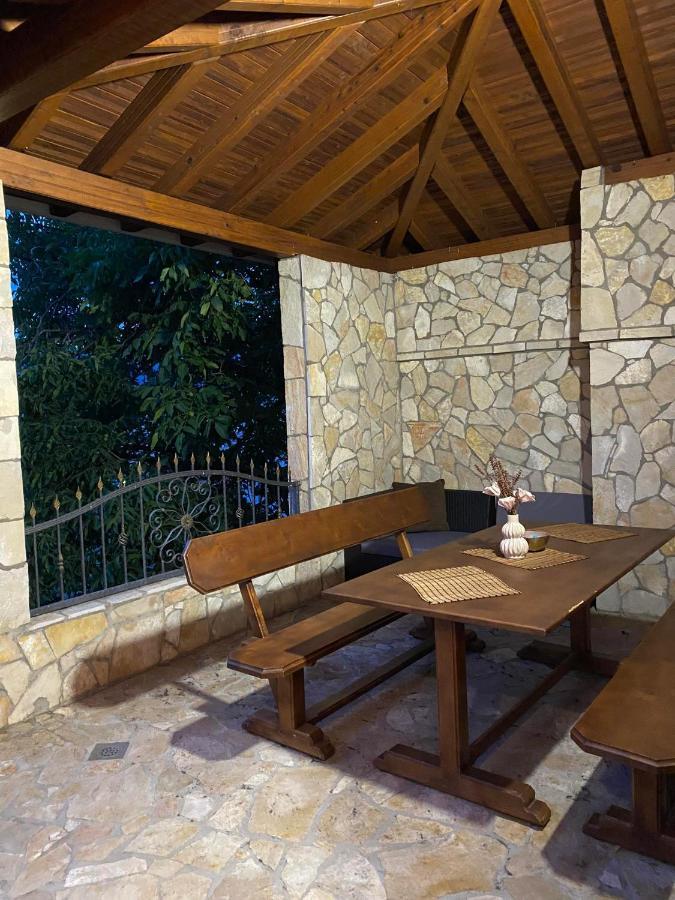 View House